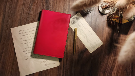 [Handcrafted Italian Leather] A5 Journal & Notebook Cover with Luxury Gift Box - Berry Red
