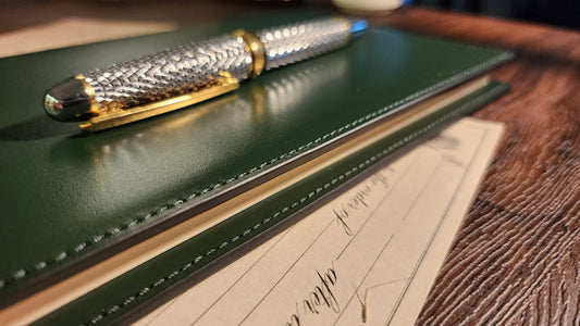 [Handcrafted Italian Leather] A5 Journal & Notebook Cover with Luxury Gift Box - Forest Green