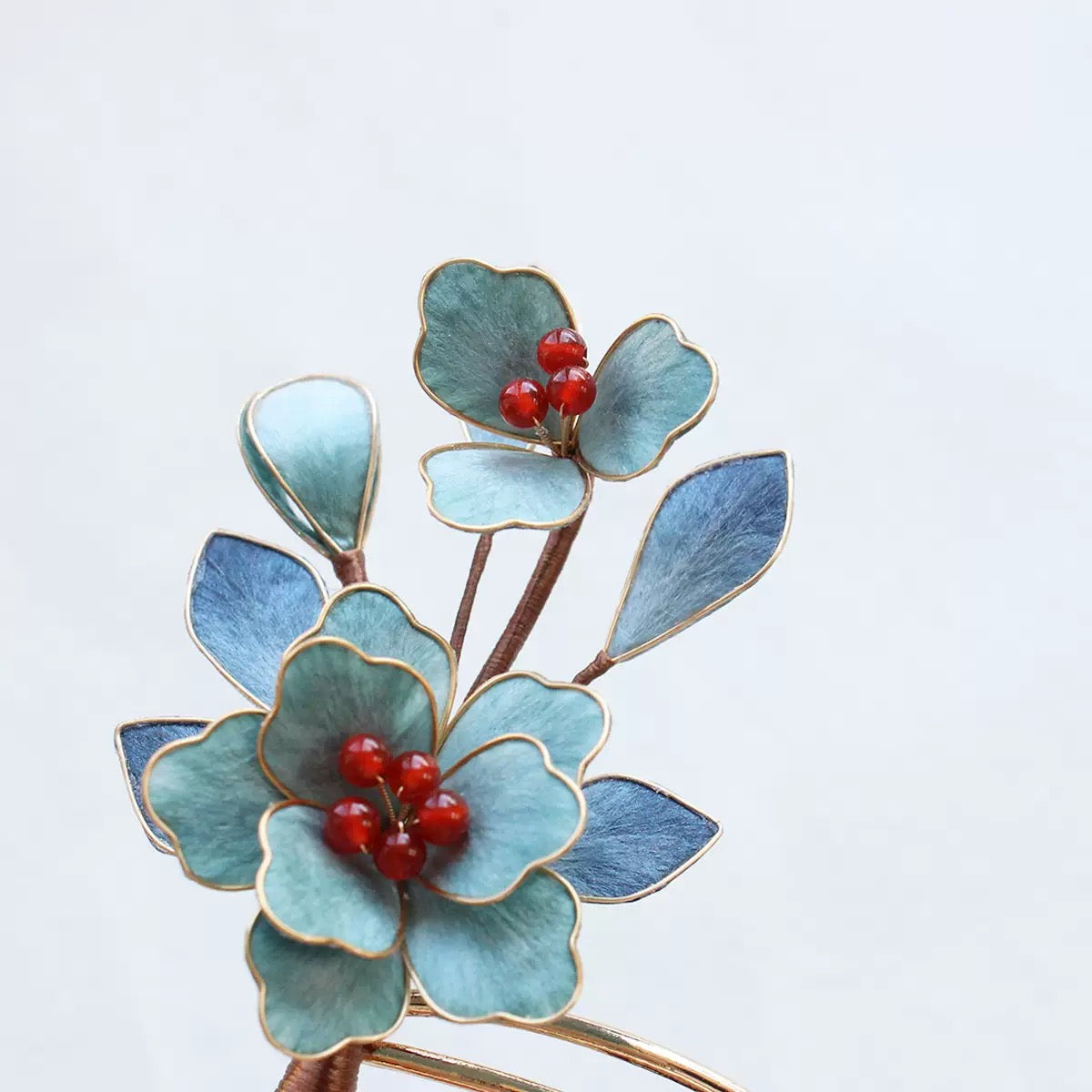 Handcrafted Pure Silk Flower Hair Comb | Japanese Traditional Craft Genuine Garnet Kimono Essential (Approx. 8.5x6cm)